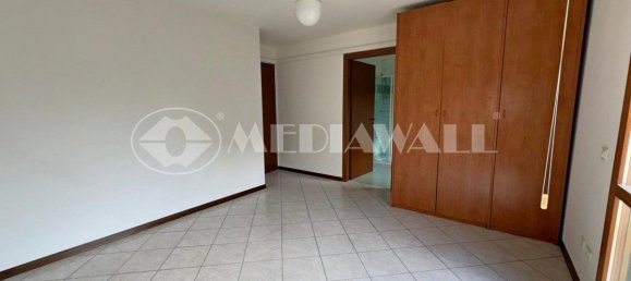 4 Schlafzimmer Haus in Pordenone, Italy, Nr. 281541 14