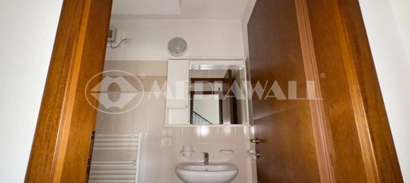 4 Schlafzimmer Haus in Pordenone, Italy, Nr. 281541 28