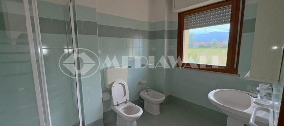 4 Schlafzimmer Haus in Pordenone, Italy, Nr. 281541 26