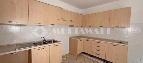 4 Schlafzimmer Haus in Pordenone, Italy, Nr. 281541 9