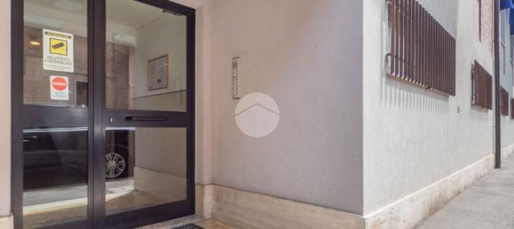 3 rooms Apartment in Ferrara, Italy No. 262488 3
