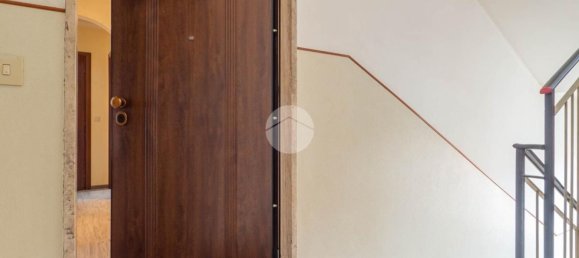 3 rooms Apartment in Ferrara, Italy No. 262488 5