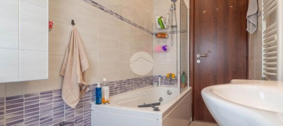 3 rooms Apartment in Ferrara, Italy No. 262488 15