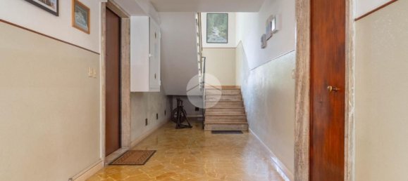 3 rooms Apartment in Ferrara, Italy No. 262488 4