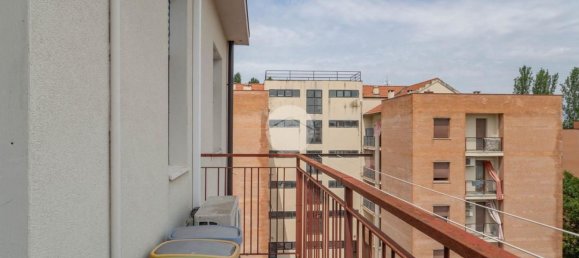 3 rooms Apartment in Ferrara, Italy No. 262488 8