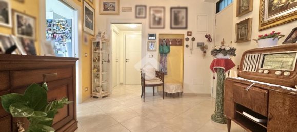 2 bedrooms Apartment in Bari, Italy No. 309866 6