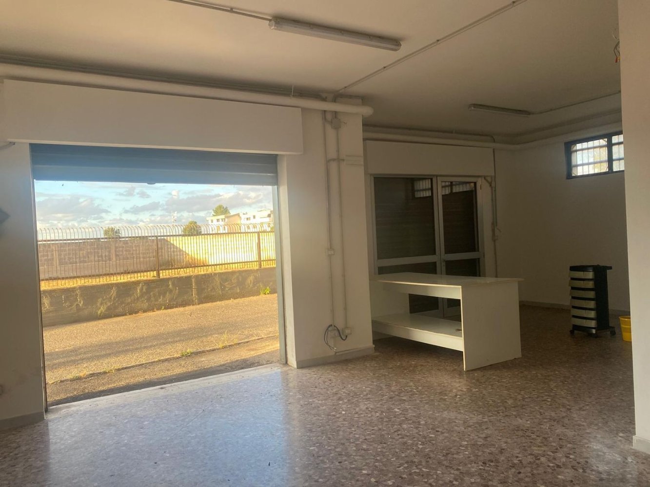 91m² Commercial property in Taranto, Italy No. 258459