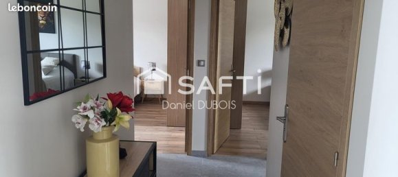 3 bedrooms House in Creches-sur-Saone, France No. 307553 4