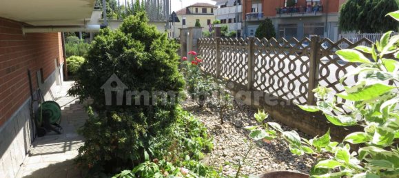 5 bedrooms Villa in La Loggia, Italy No. 278030 4