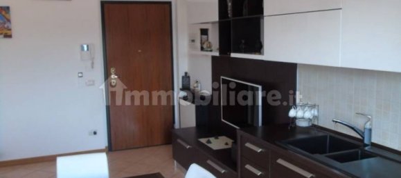 1 chambre Appartement à Gerenzano, Italy No. 350979 6
