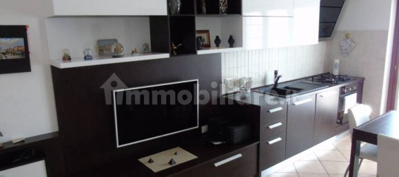 1 chambre Appartement à Gerenzano, Italy No. 350979 2