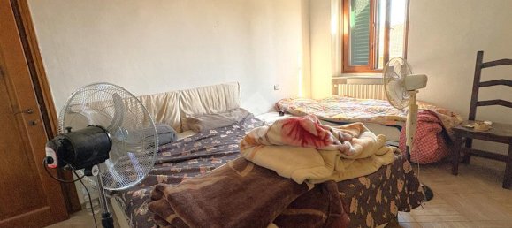 2 bedrooms Apartment in Agliana, Italy No. 300055 21