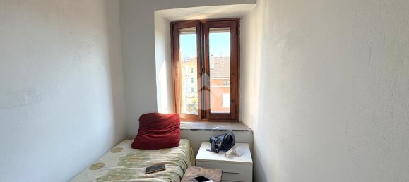 2 bedrooms Apartment in Agliana, Italy No. 300055 14
