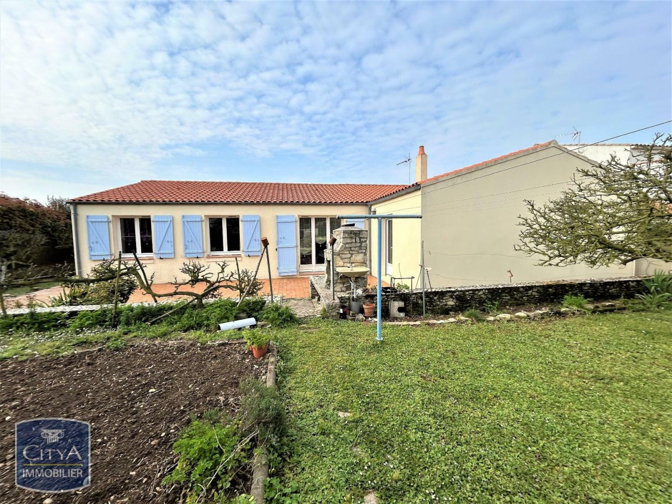 5 bedrooms House in L'Houmeau, France No. 304005