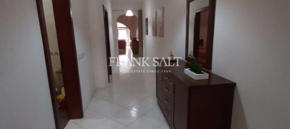 Apartamento de 3 dormitorios en Victoria, Malta No. 5857 4