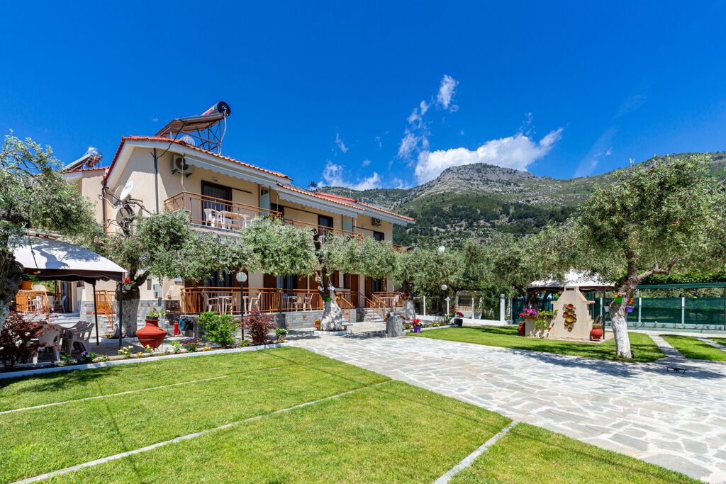 404m² Hotel for sale in Thasos, Eastern Macedonia and Thrace, Macedonia and Thrace, Greece № 94542