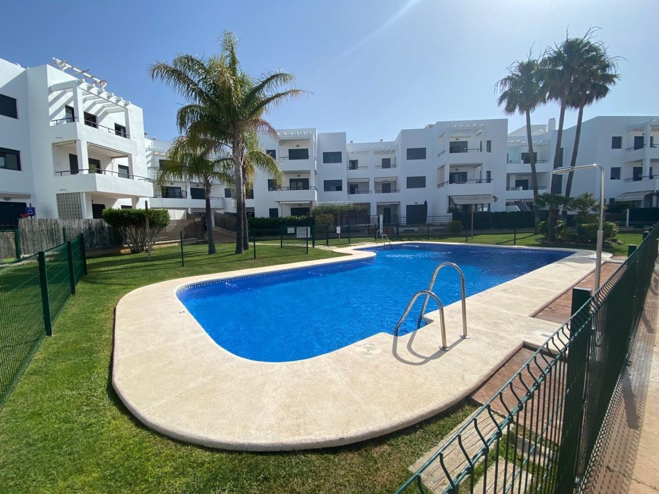 Квартира с 3 спальнями в Кадис, Испания № 170694