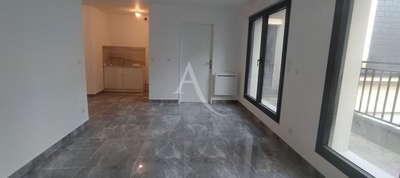 2 chambres Appartement à Noisy-le-Grand, France No. 165754 6