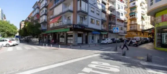 102m² Commercial property in Granada, Spain No. 147860 10