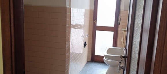 Apartamento de 5 habitaciónes en Asti, Italy No. 300787 8