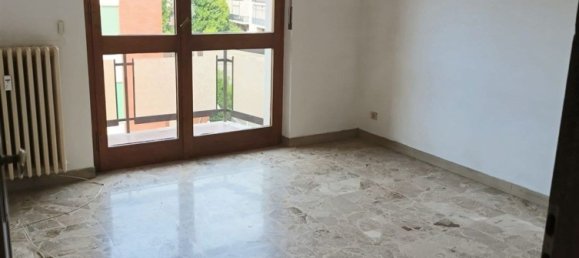 Apartamento de 5 habitaciónes en Asti, Italy No. 300787 6