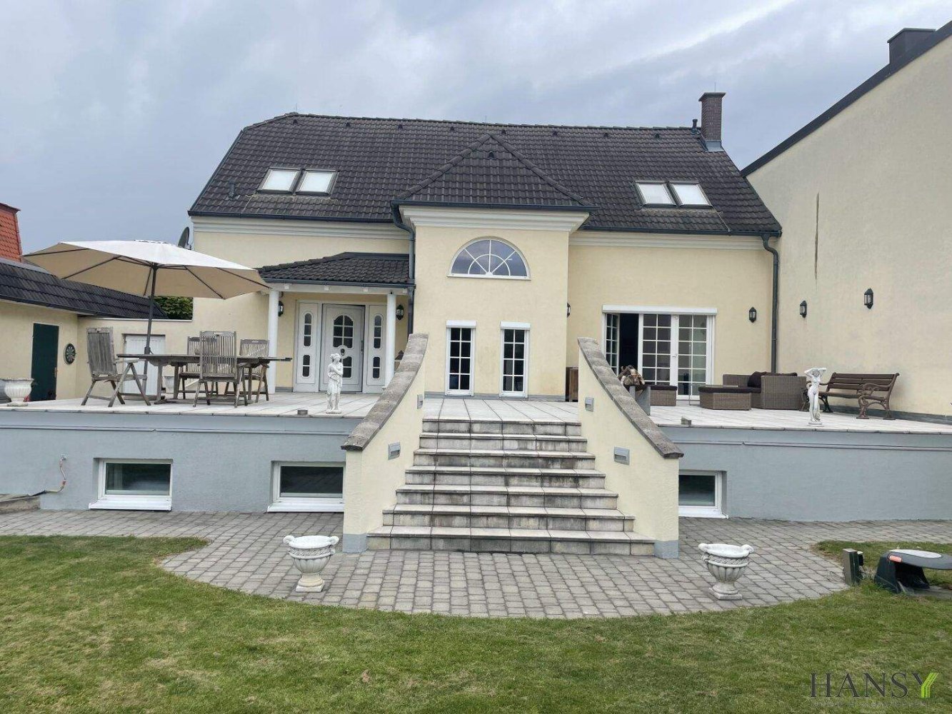 Villa de 5 divisões em Traiskirchen, Austria N.º 237716