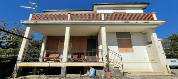 10 rooms Castles in Alvito, Italy No. 55819 8