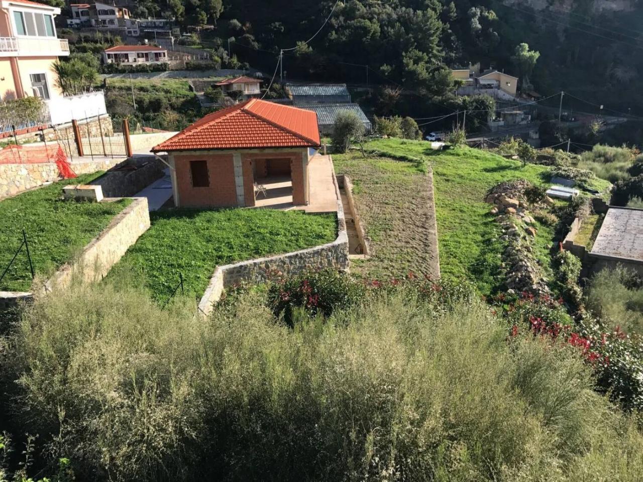 4 rooms Villa in Ospedaletti, Italy No. 162283