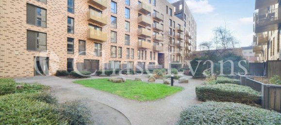 1 bedroom Apartment in Bow, United Kingdom No. 4206 20