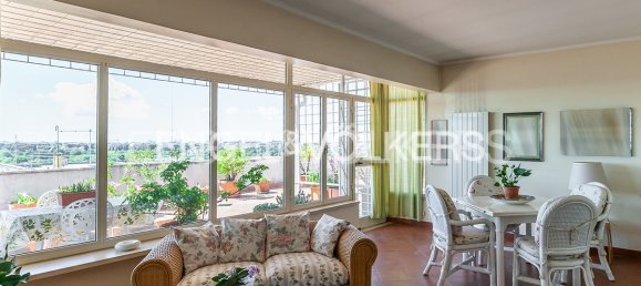 1 غرف نوم بانتهاوس في Rome, Italy رقم 127862 4