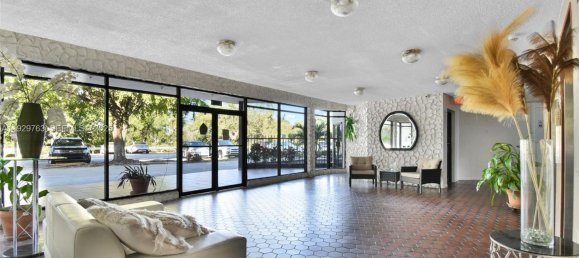 2 Schlafzimmer Gewerbliche Immobilien in Miami, USA, Nr. 614729 16