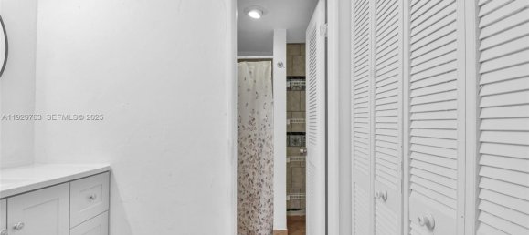 2 Schlafzimmer Gewerbliche Immobilien in Miami, USA, Nr. 614729 7