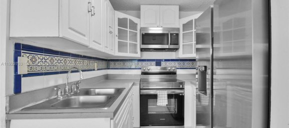 2 Schlafzimmer Gewerbliche Immobilien in Miami, USA, Nr. 614729 12