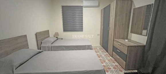 3 غرف نوم طابقين في Paola, Malta رقم 8128 4