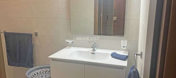 3 غرف نوم طابقين في Paola, Malta رقم 8128 9