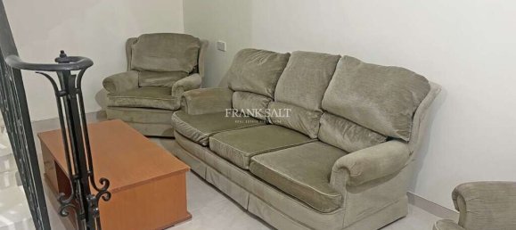 3 غرف نوم طابقين في Paola, Malta رقم 8128 12