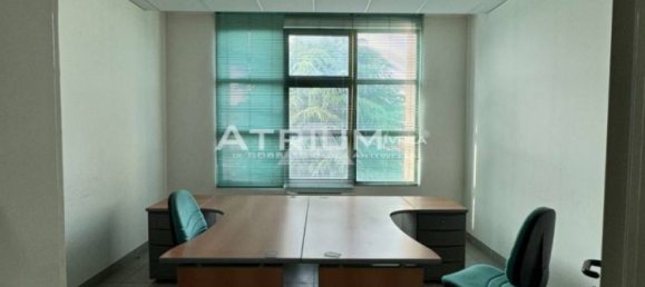 Escritório de 5 divisões em Ivrea, Italy N.º 104379 34