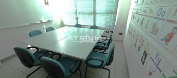 Escritório de 5 divisões em Ivrea, Italy N.º 104379 36