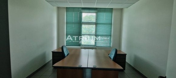 Escritório de 5 divisões em Ivrea, Italy N.º 104379 25