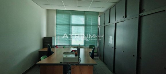 Escritório de 5 divisões em Ivrea, Italy N.º 104379 24