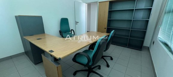 Escritório de 5 divisões em Ivrea, Italy N.º 104379 28