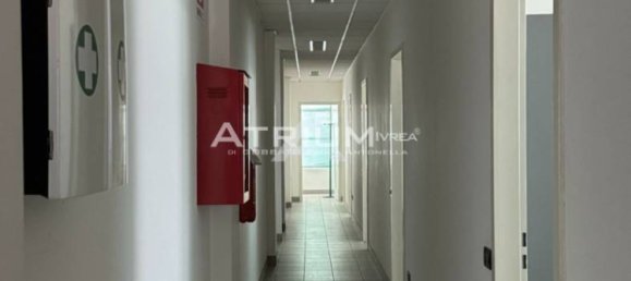 Escritório de 5 divisões em Ivrea, Italy N.º 104379 31