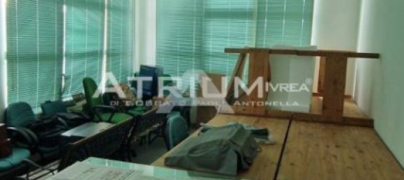 Escritório de 5 divisões em Ivrea, Italy N.º 104379 45