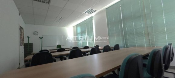 Escritório de 5 divisões em Ivrea, Italy N.º 104379 40