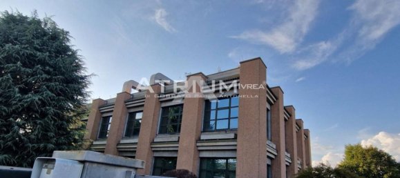 Escritório de 5 divisões em Ivrea, Italy N.º 104379 10