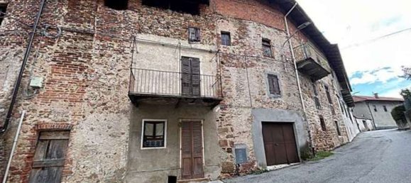 4 rooms Apartment in Masserano, Italy No. 56196 3