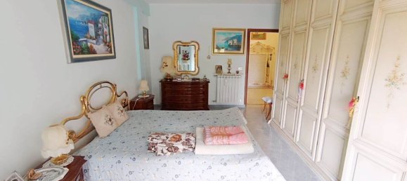 4 bedrooms Apartment in Vallecrosia, Italy No. 339692 17
