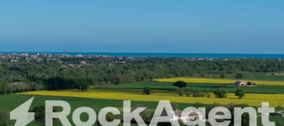 5-Zimmer Haus in Fano, Italy, Nr. 101520 7