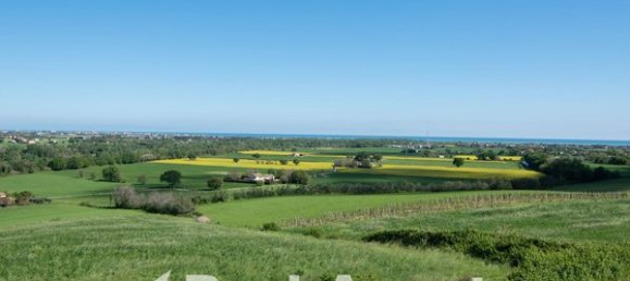 5-Zimmer Haus in Fano, Italy, Nr. 101520 26