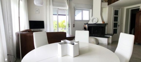 2 bedrooms Villa in Bagnone, Italy No. 210333 6